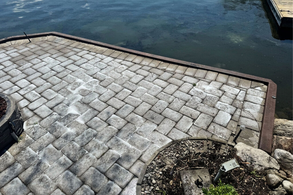 Pressure Washing Simcoe County - Simcoe Home Solutions Pressure Washing Simcoe County - Simcoe Home Solutions