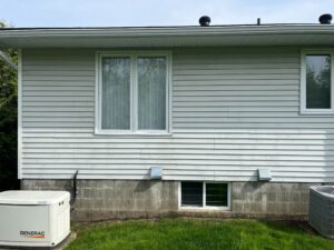 Cleaning Windows With A Squeegee – Tips From The Pros
