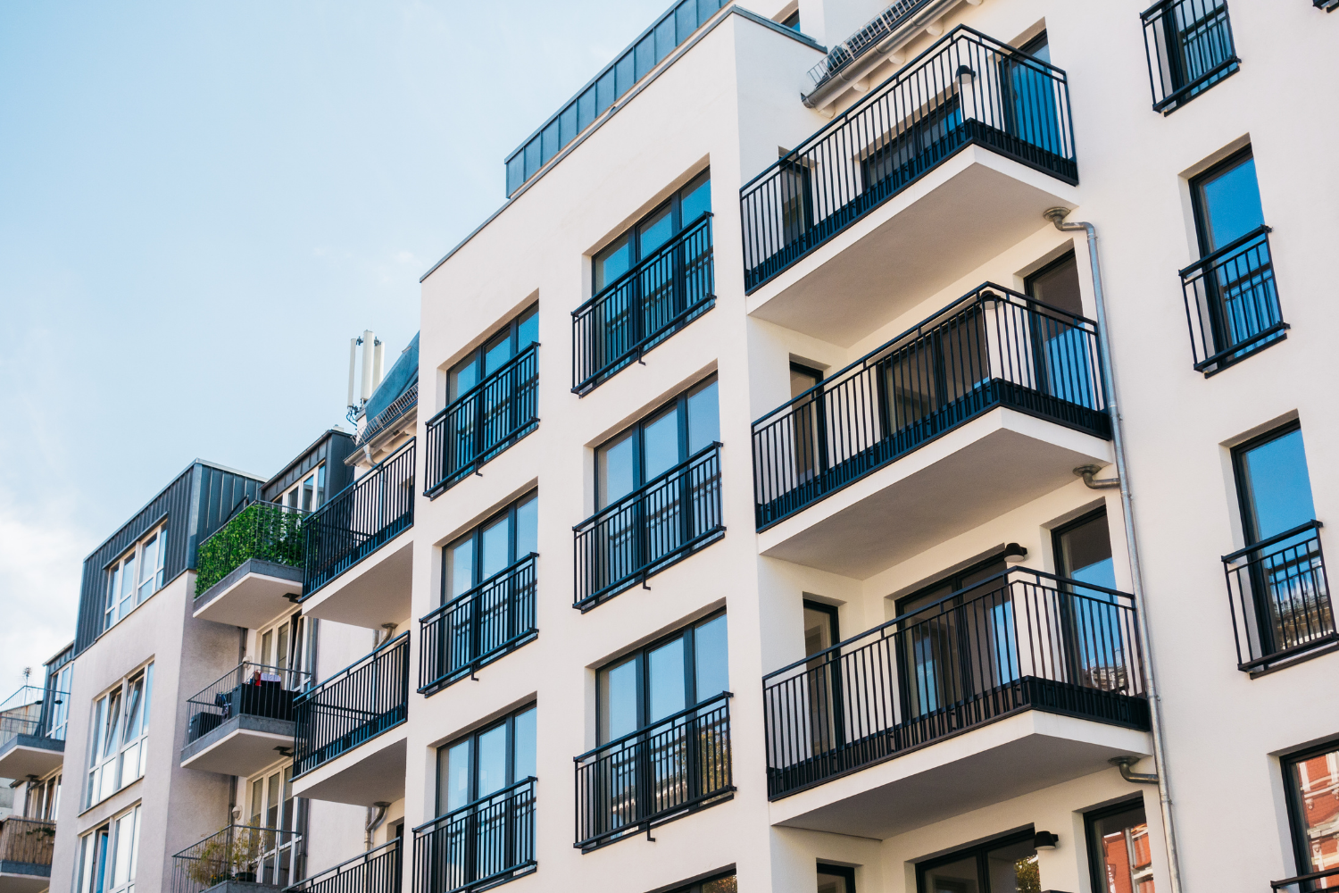 Selecting the Right High-Rise Window Cleaning Service